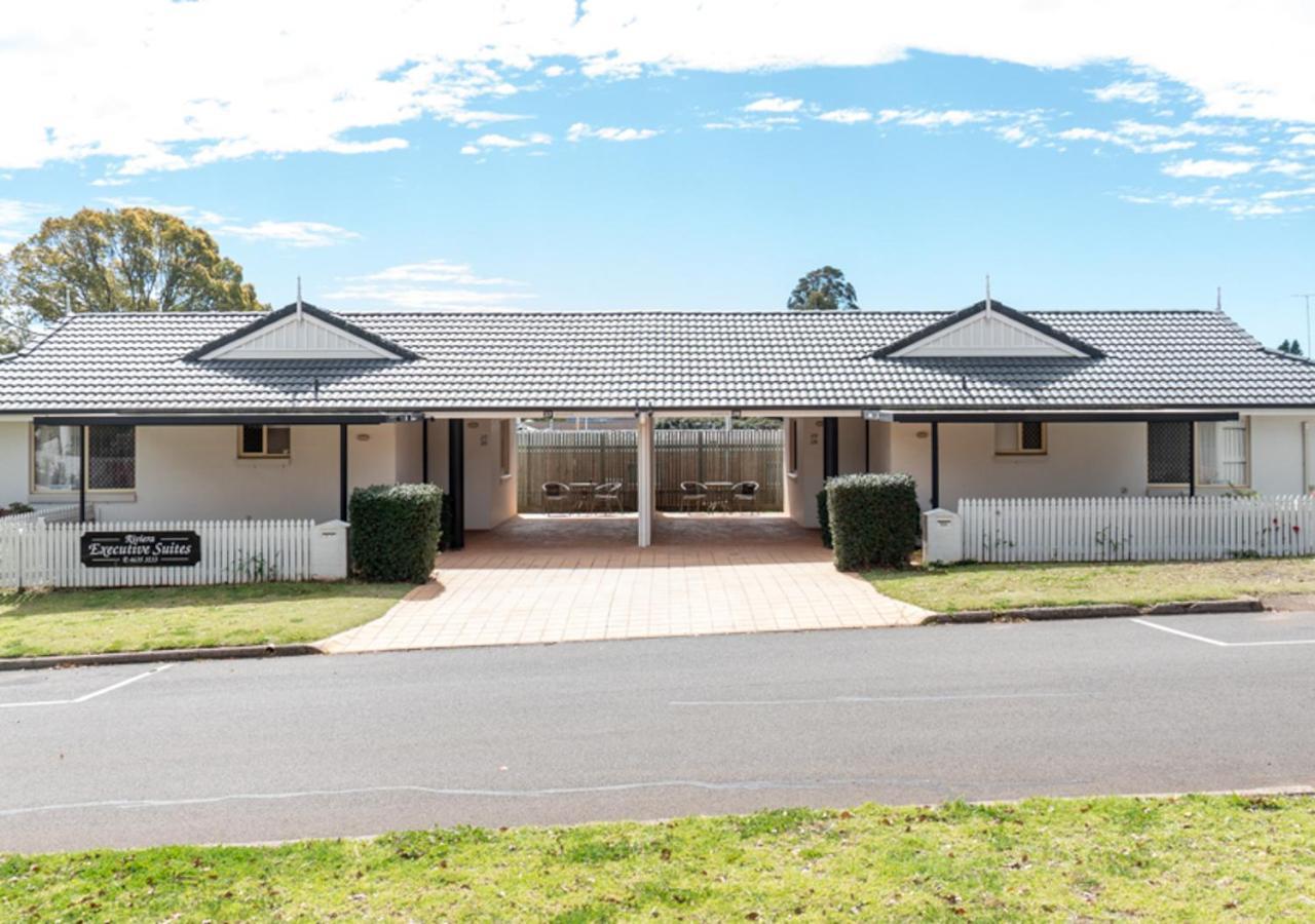 Riviera On Ruthven Motel Toowoomba Exterior photo