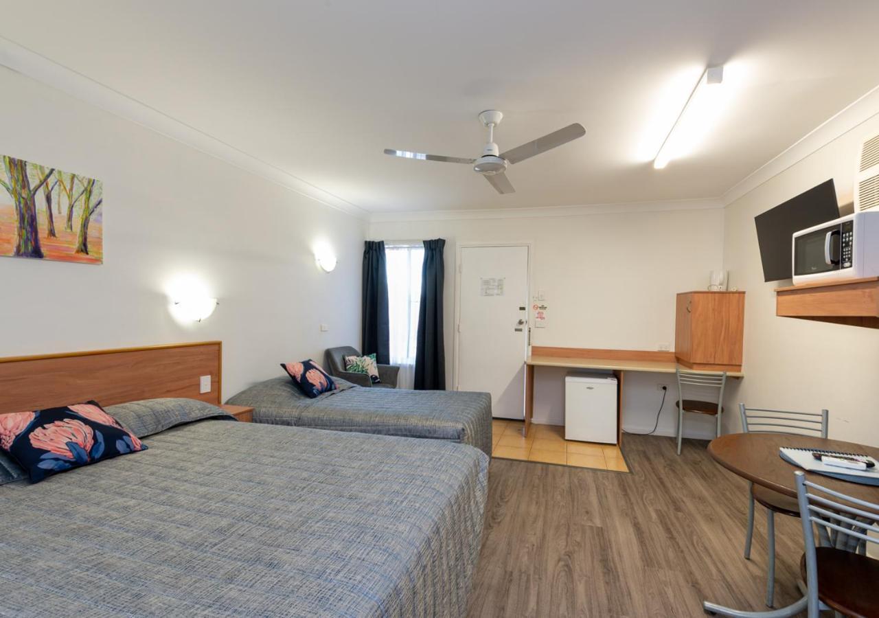 Riviera On Ruthven Motel Toowoomba Exterior photo