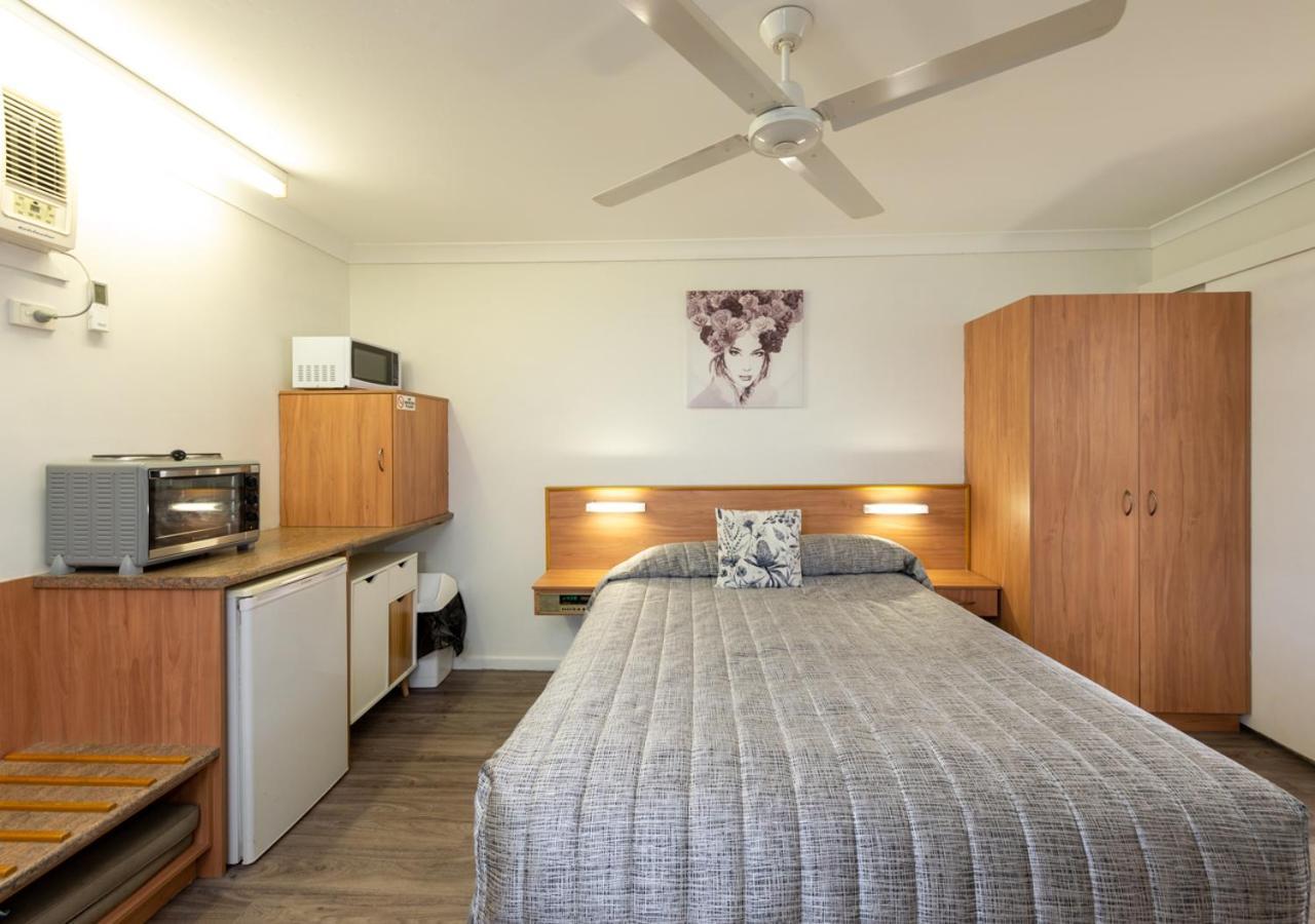 Riviera On Ruthven Motel Toowoomba Exterior photo