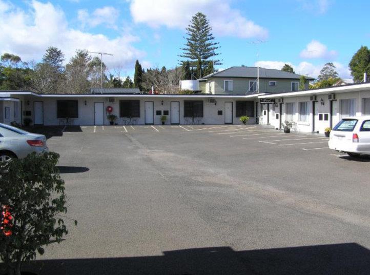 Riviera On Ruthven Motel Toowoomba Exterior photo