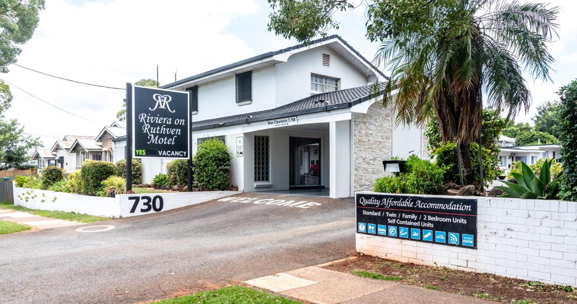 Riviera On Ruthven Motel Toowoomba Exterior photo