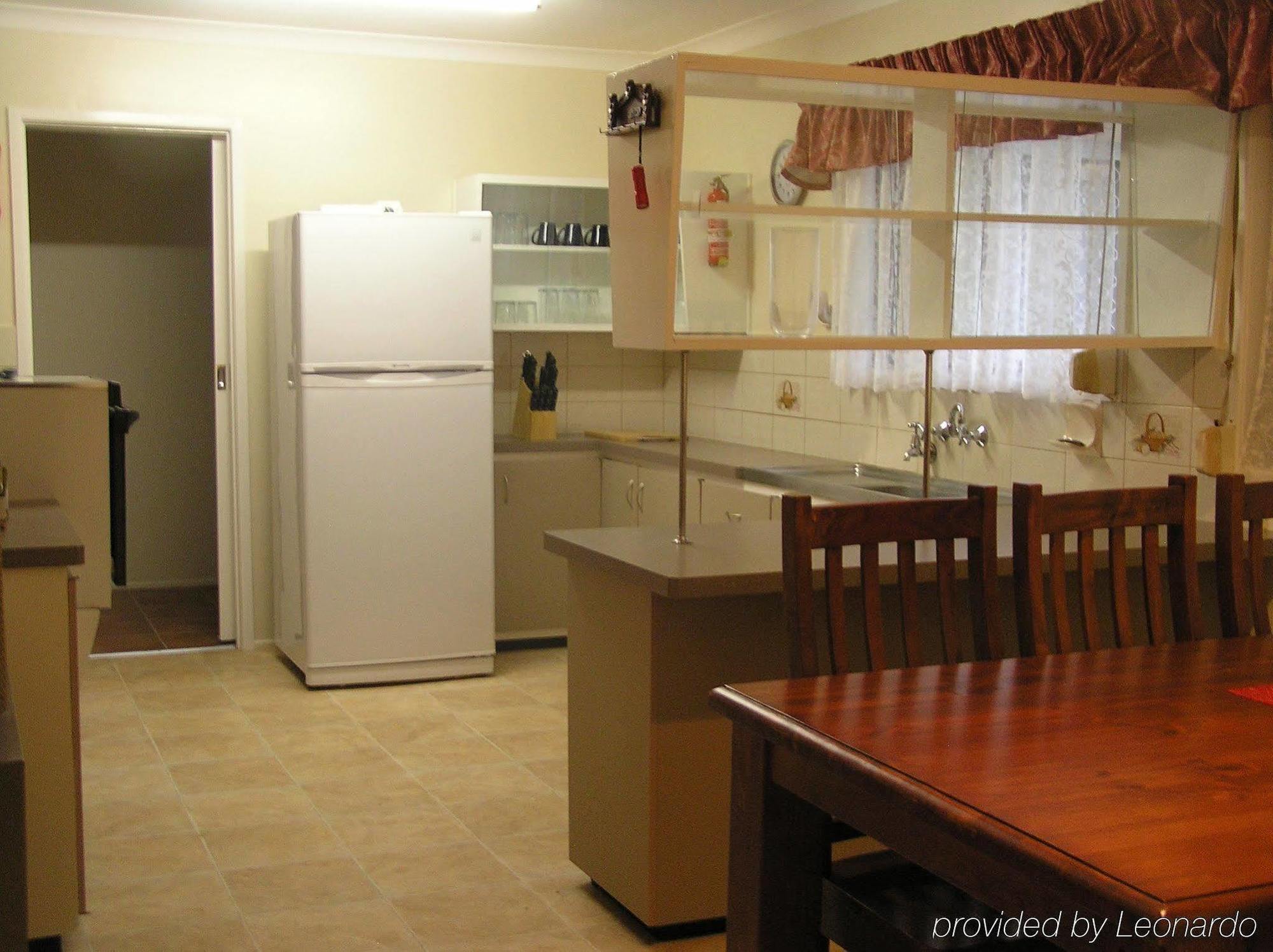 Riviera On Ruthven Motel Toowoomba Room photo